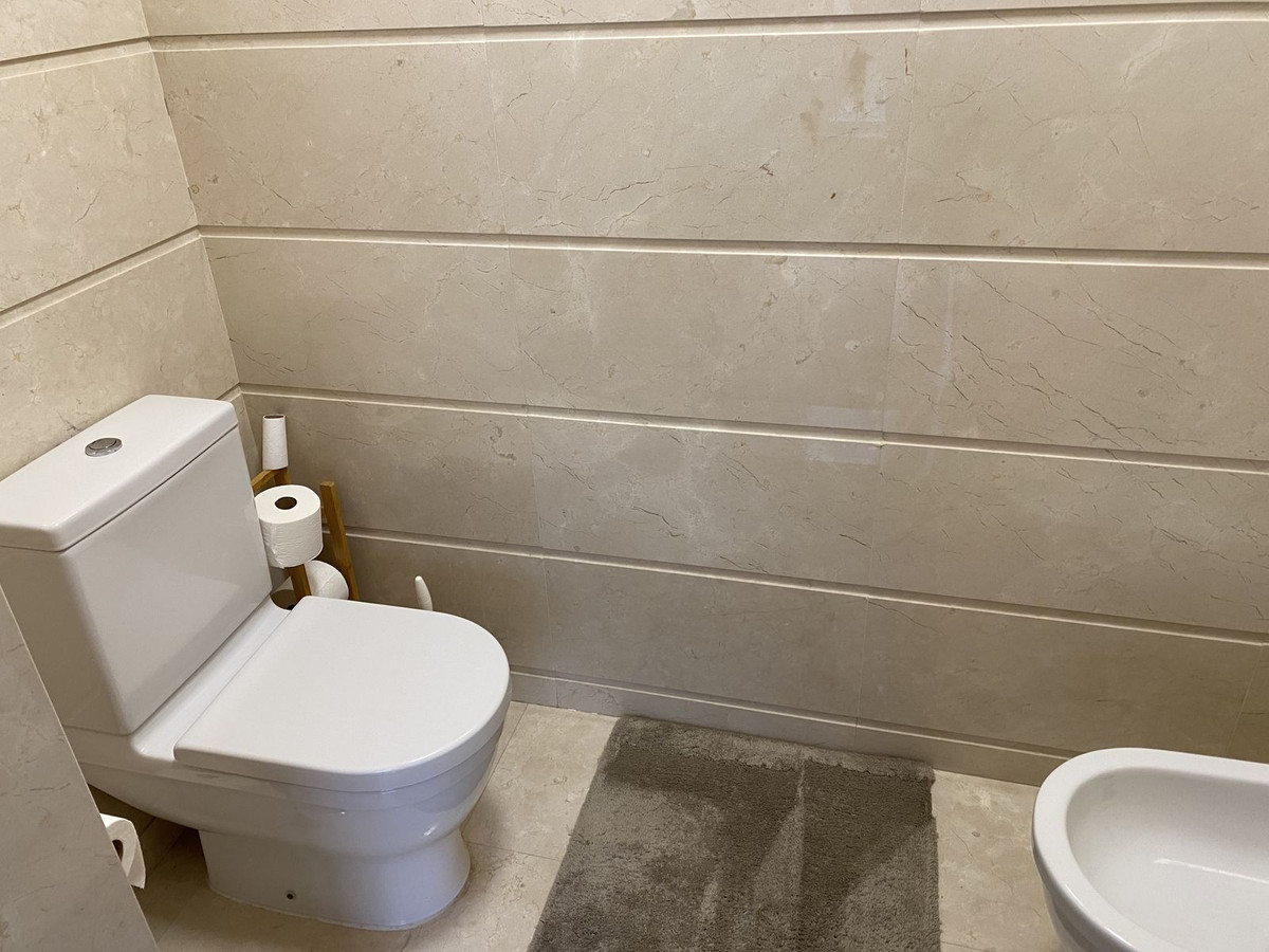 3 Bed, 2 Bath, HouseFor Sale, Benalmadena, Malaga