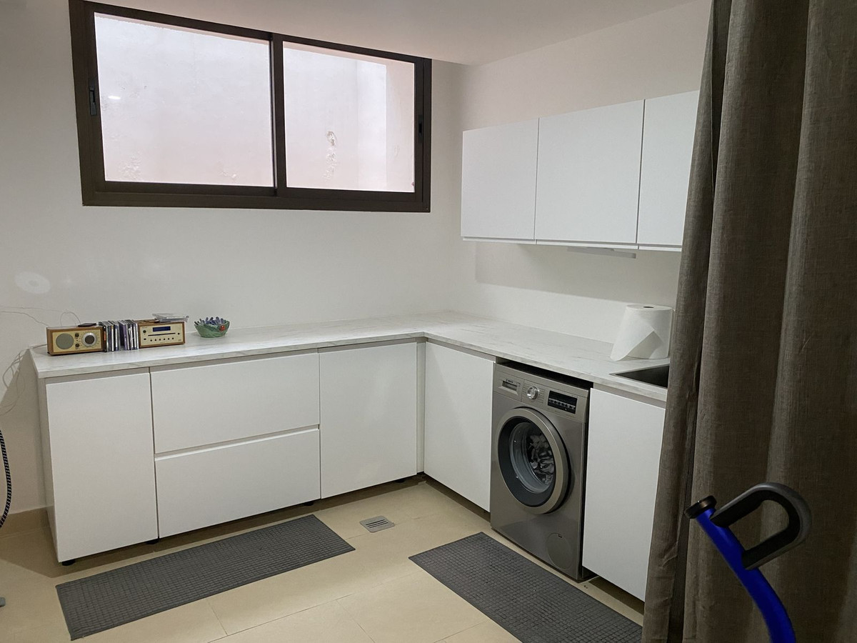 3 Bed, 2 Bath, HouseFor Sale, Benalmadena, Malaga