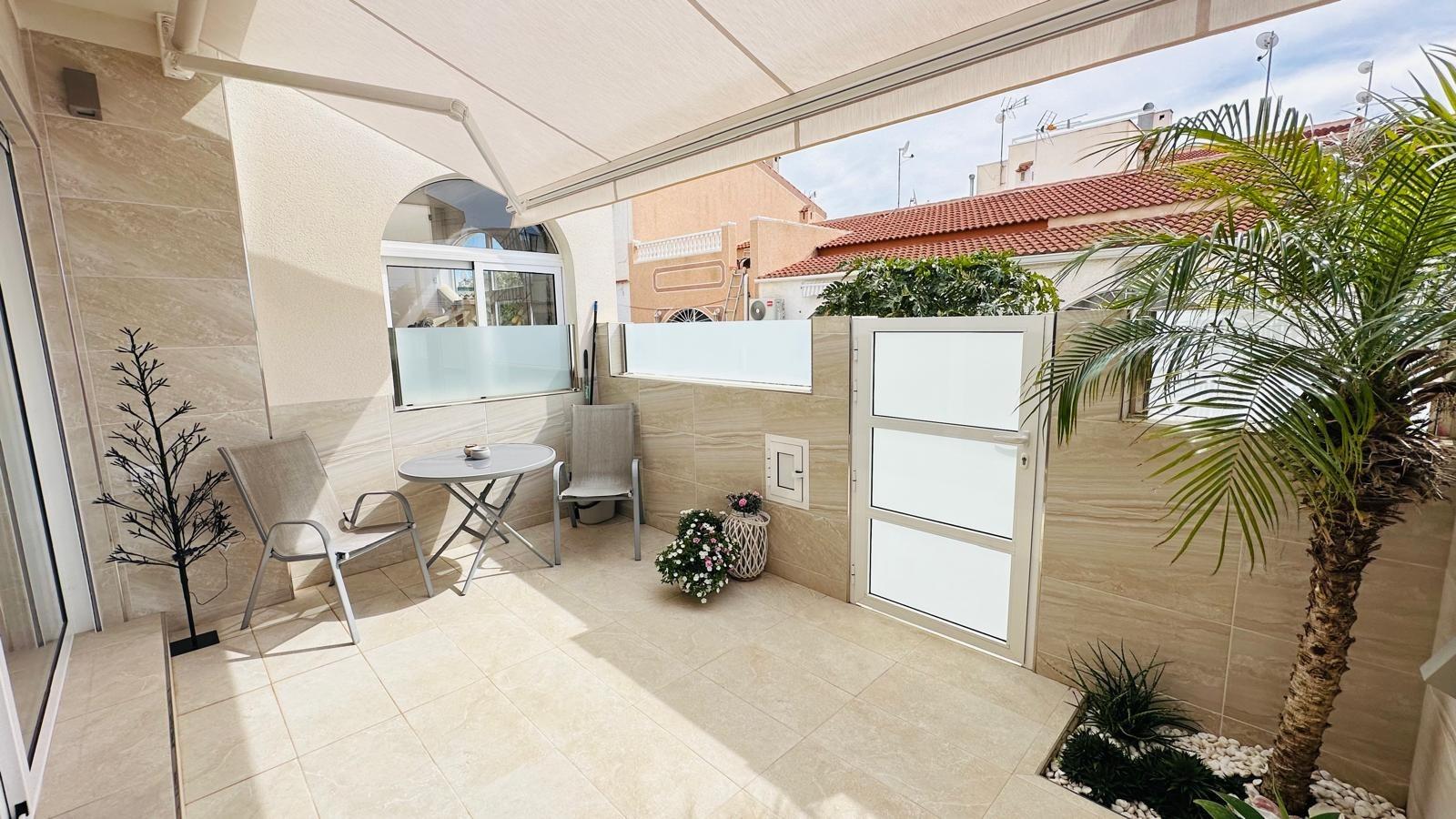 2 Bed, 2 Bath, ApartmentFor Sale, Torrevieja, Alicante
