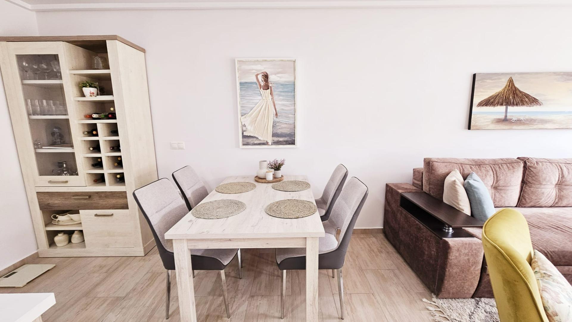 2 Bed, 2 Bath, ApartmentFor Sale, Torrevieja, Alicante