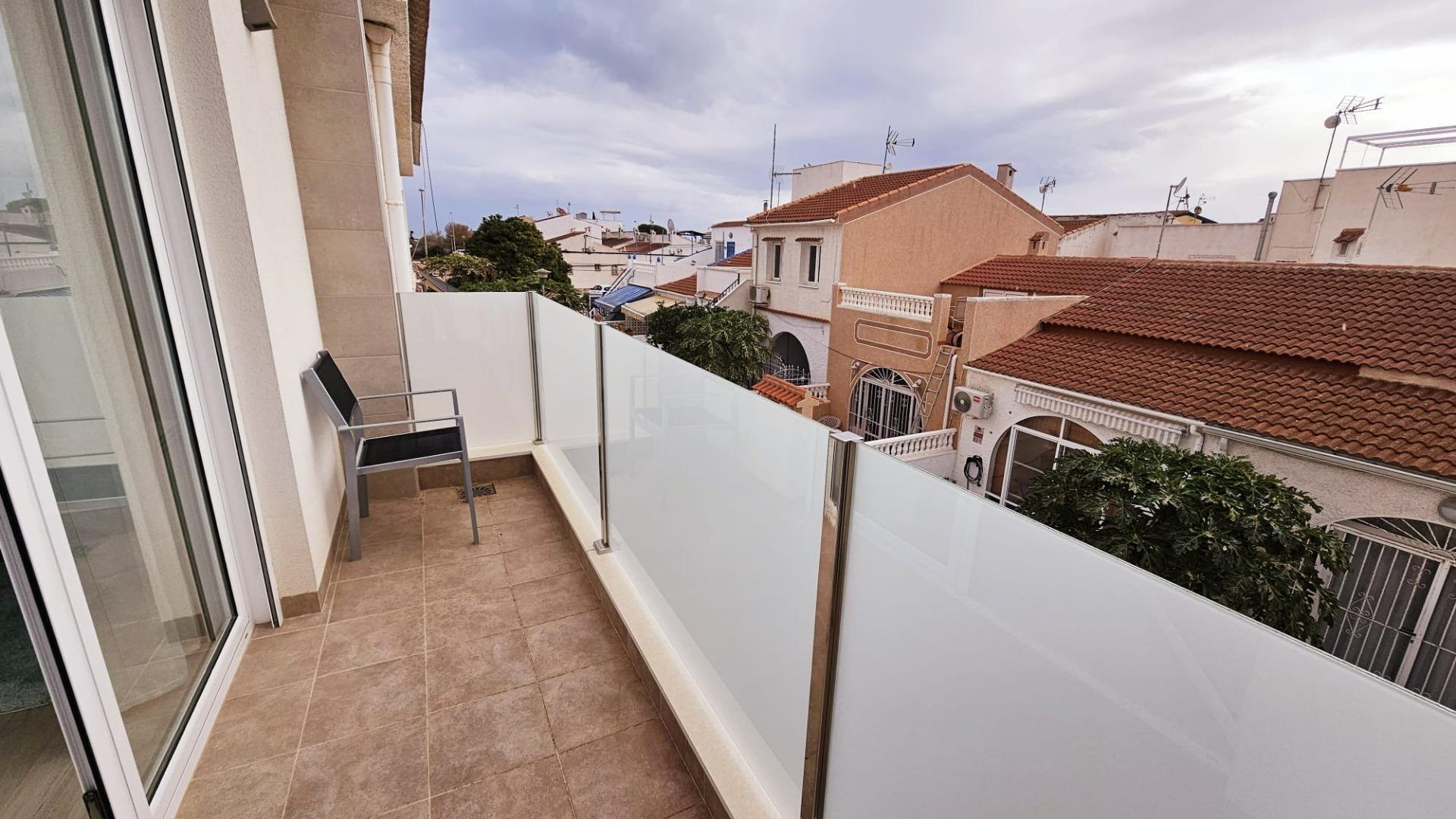 2 Bed, 2 Bath, ApartmentFor Sale, Torrevieja, Alicante