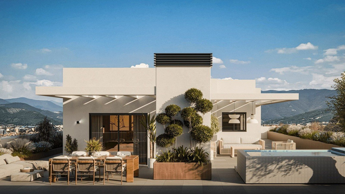 3 Bed, 2 Bath, ApartmentFor Sale, Estepona, Malaga