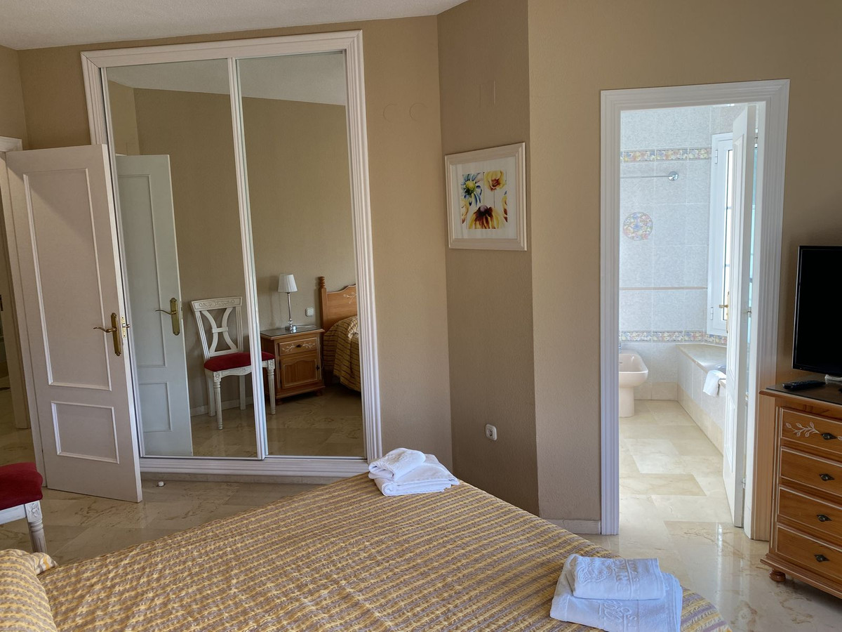 3 Bed, 2 Bath, ApartmentFor Sale, Mijas, Malaga