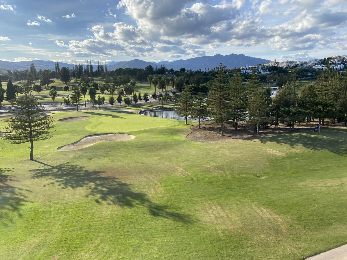 3 Bed, 2 Bath, ApartmentFor Sale, Mijas, Malaga