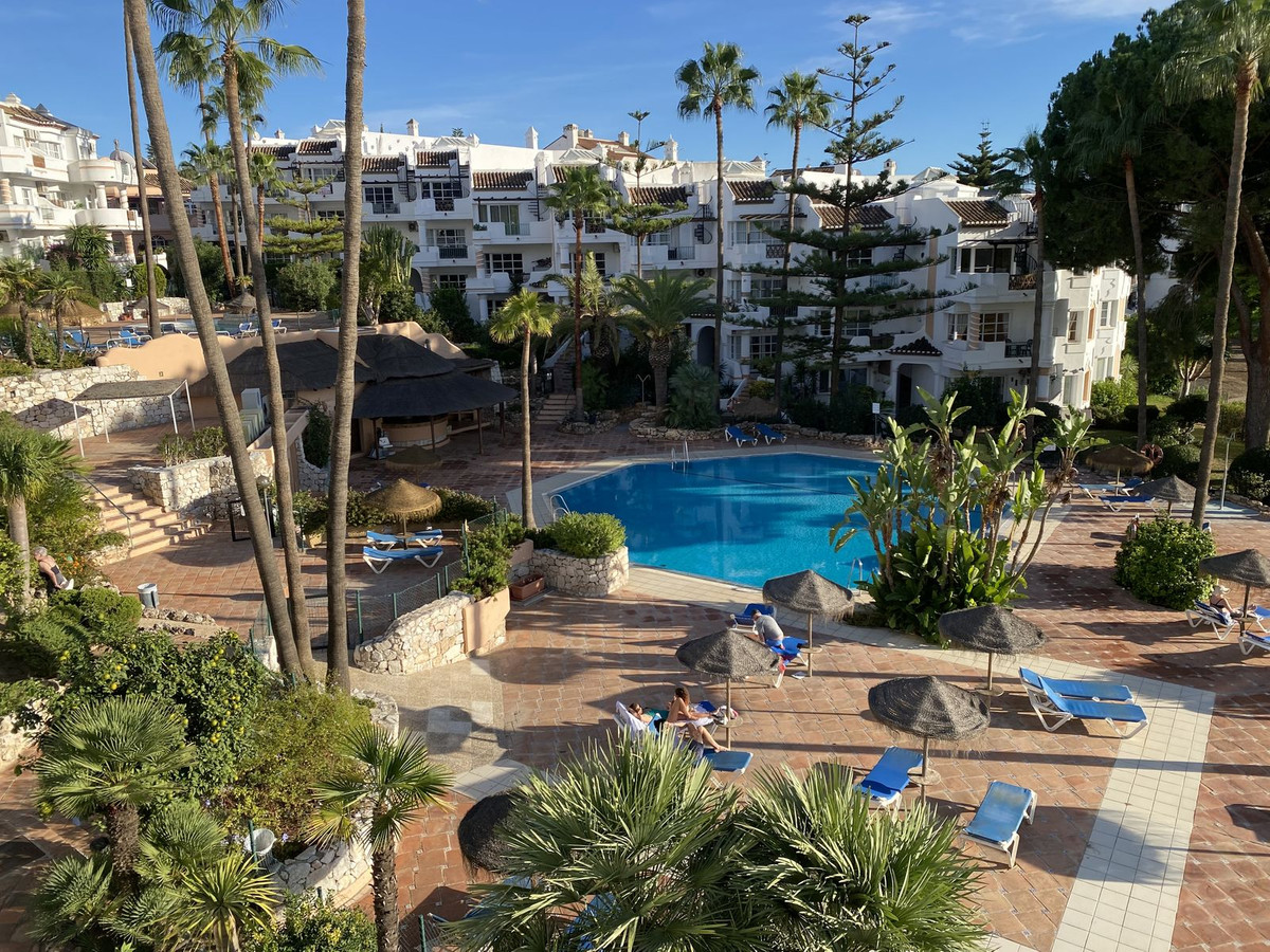 3 Bed, 2 Bath, ApartmentFor Sale, Mijas, Malaga