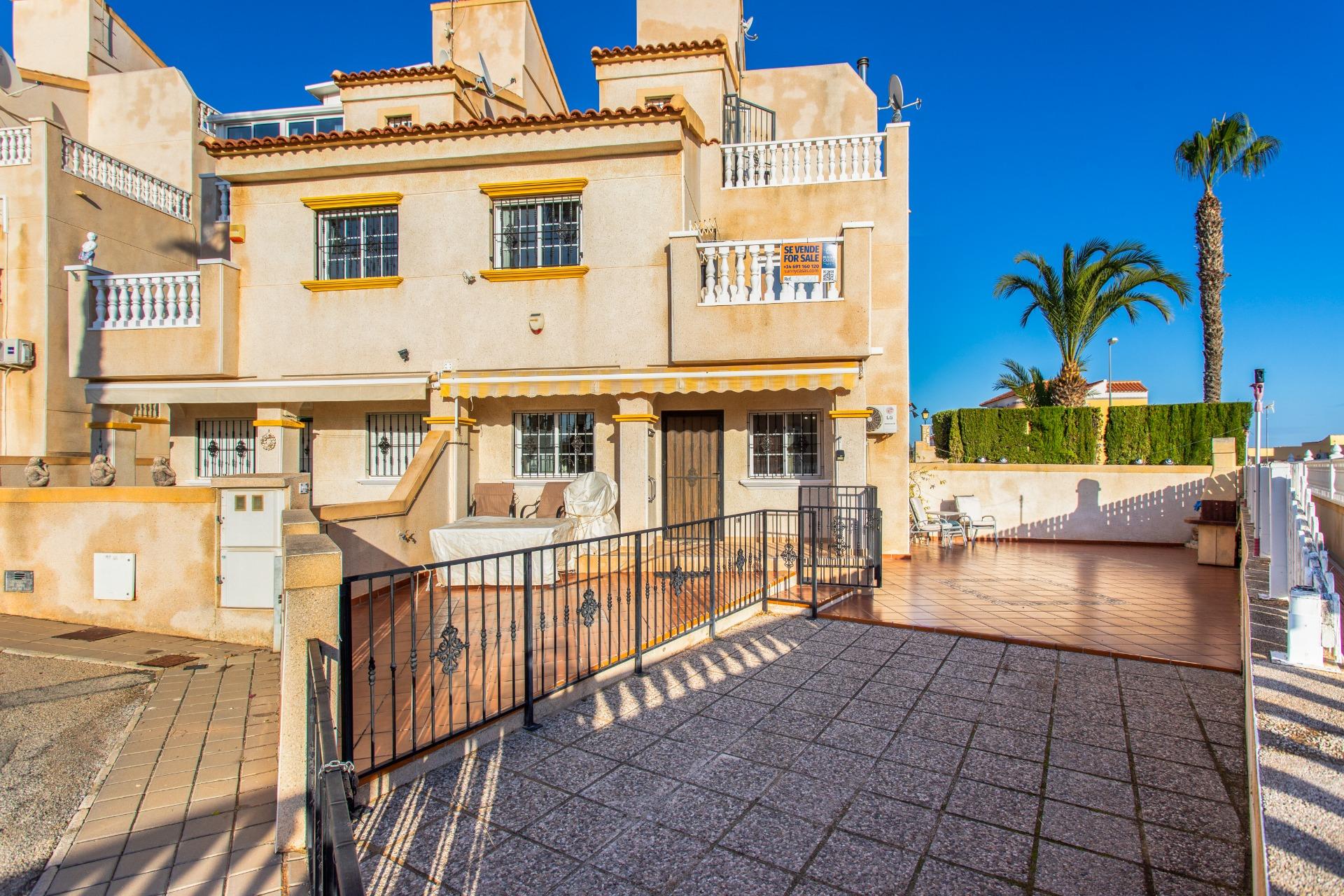 2 Bed, 2 Bath, HouseFor Sale, Orihuela Costa, Alicante