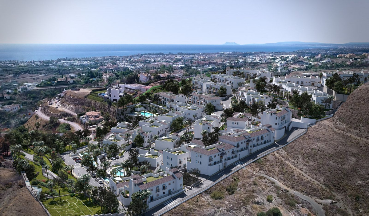 2 Bed, 2 Bath, ApartmentFor Sale, El Paraíso, Estepona, Malaga