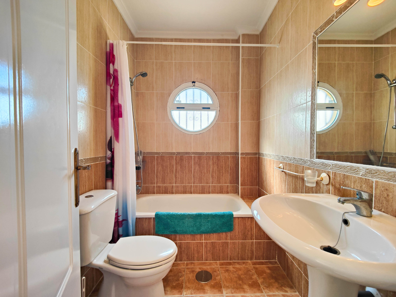 3 Bed, 2 Bath, HouseFor Sale, Orihuela Costa, Alicante