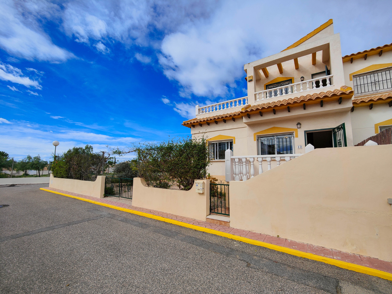 3 Bed, 2 Bath, HouseFor Sale, Orihuela Costa, Alicante