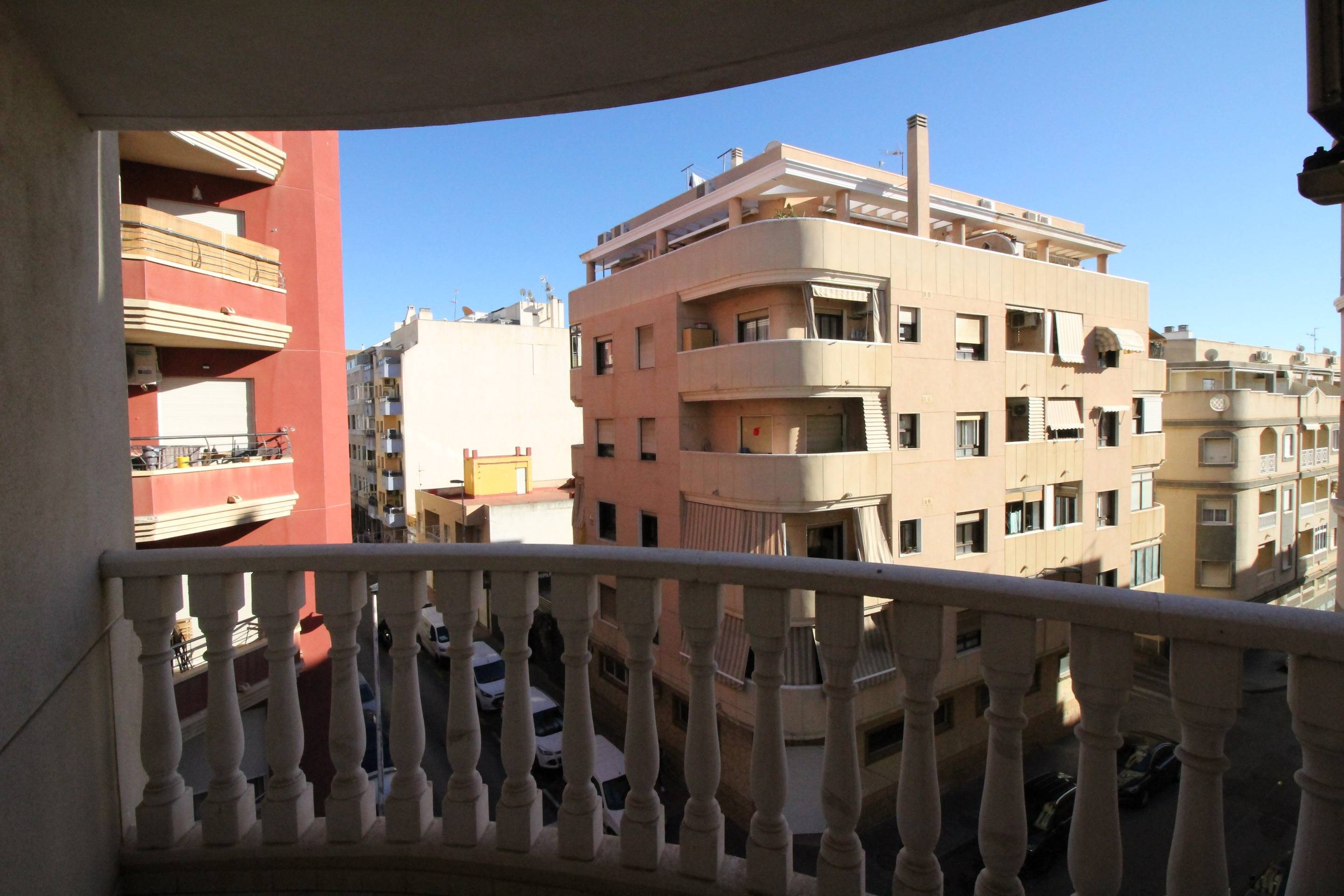 2 Bed, 1 Bath, ApartmentFor Sale, Torrevieja, Alicante