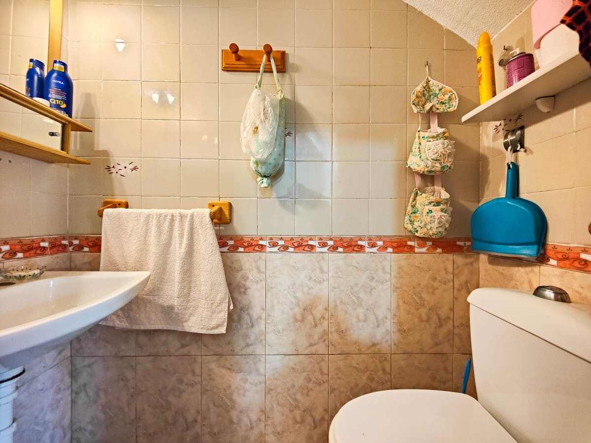 2 Bed, 1 Bath, HouseFor Sale, Torrevieja, Alicante