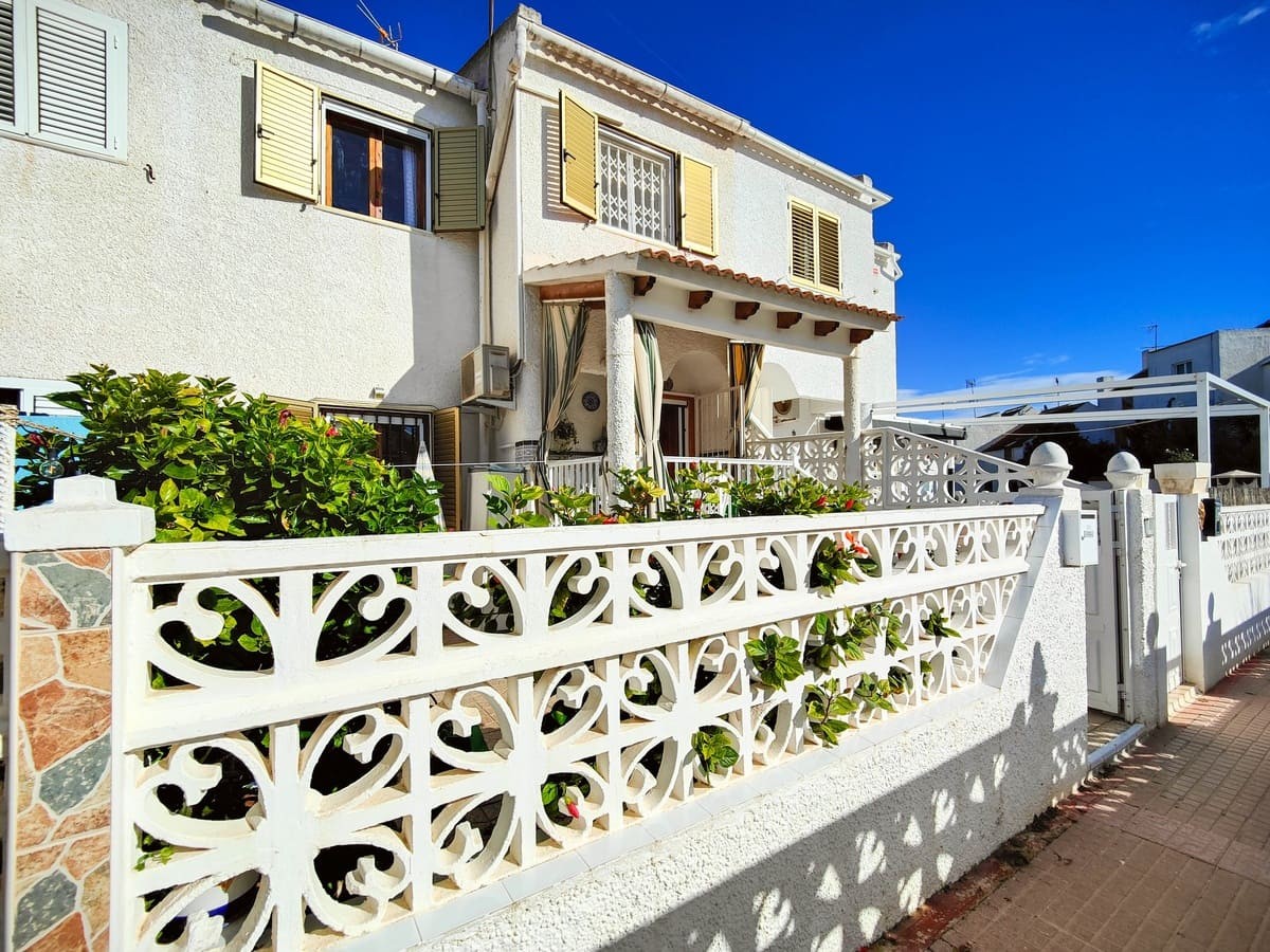 2 Bed, 1 Bath, HouseFor Sale, Torrevieja, Alicante