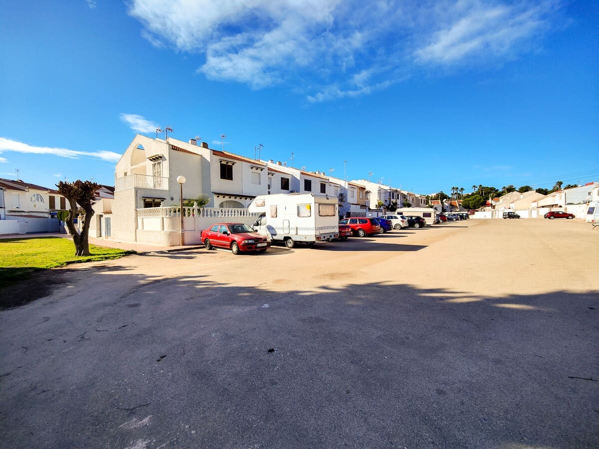 2 Bed, 1 Bath, HouseFor Sale, Torrevieja, Alicante