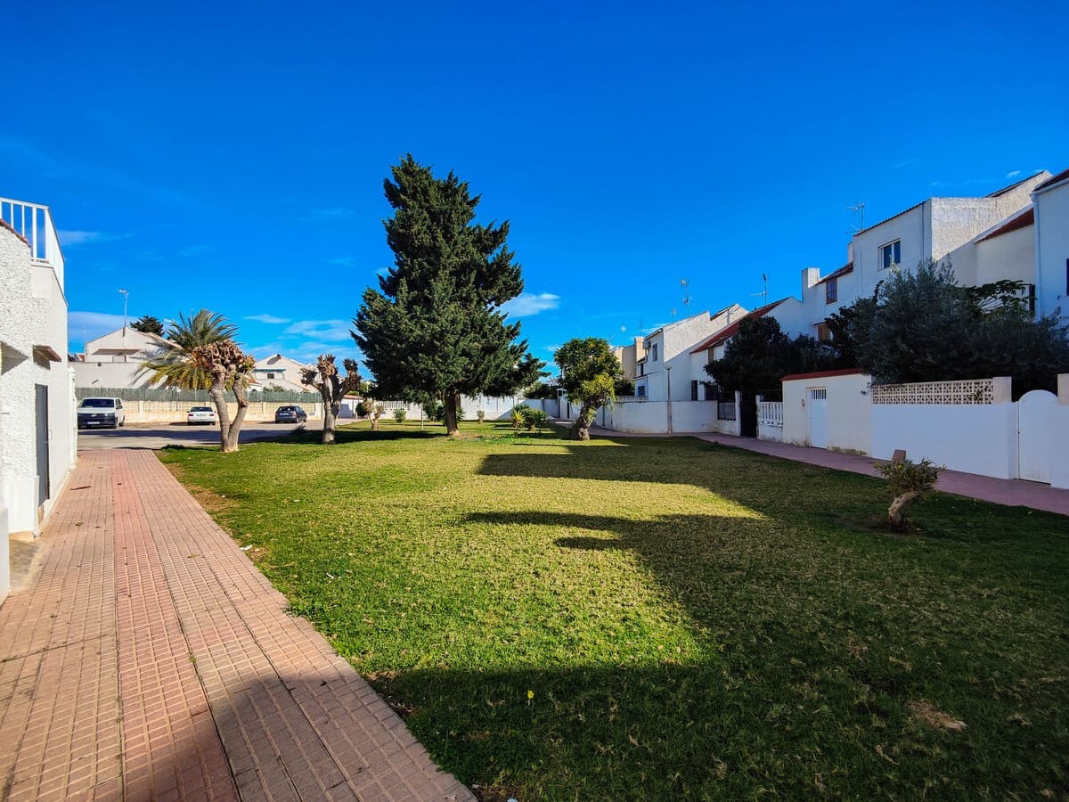 2 Bed, 1 Bath, HouseFor Sale, Torrevieja, Alicante