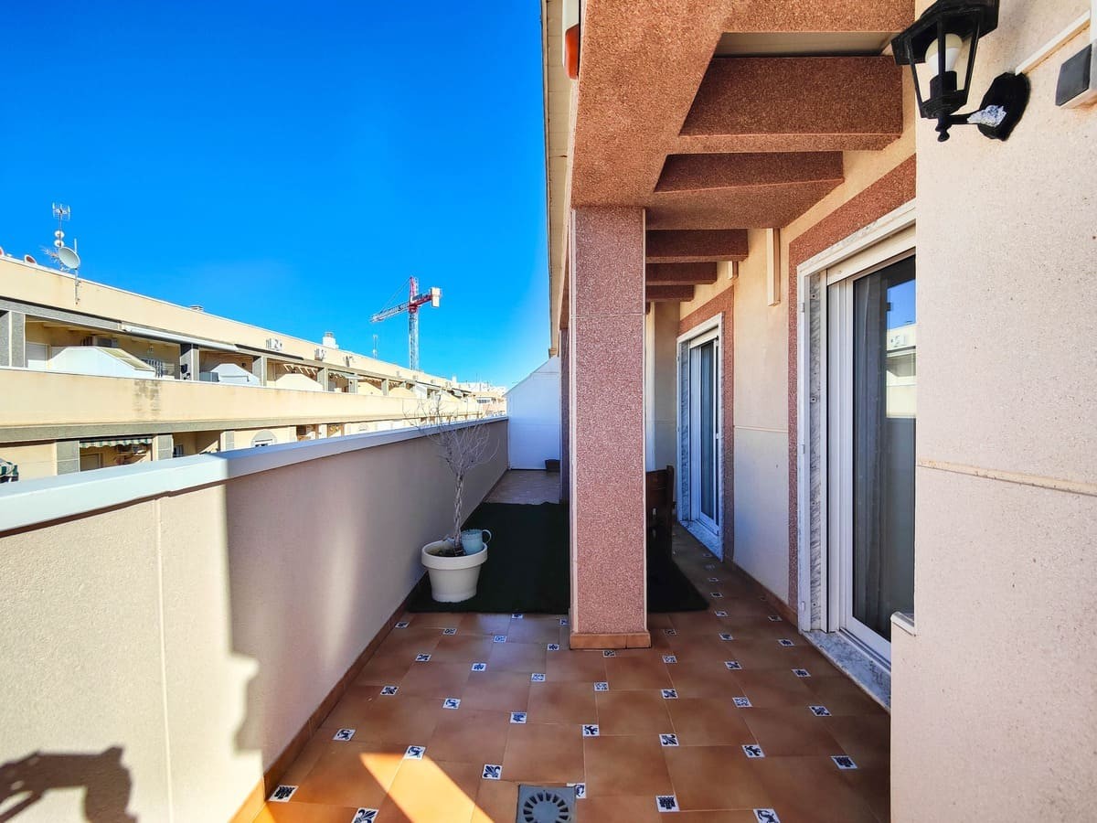 3 Bed, 2 Bath, ApartmentFor Sale, Torrevieja, Alicante