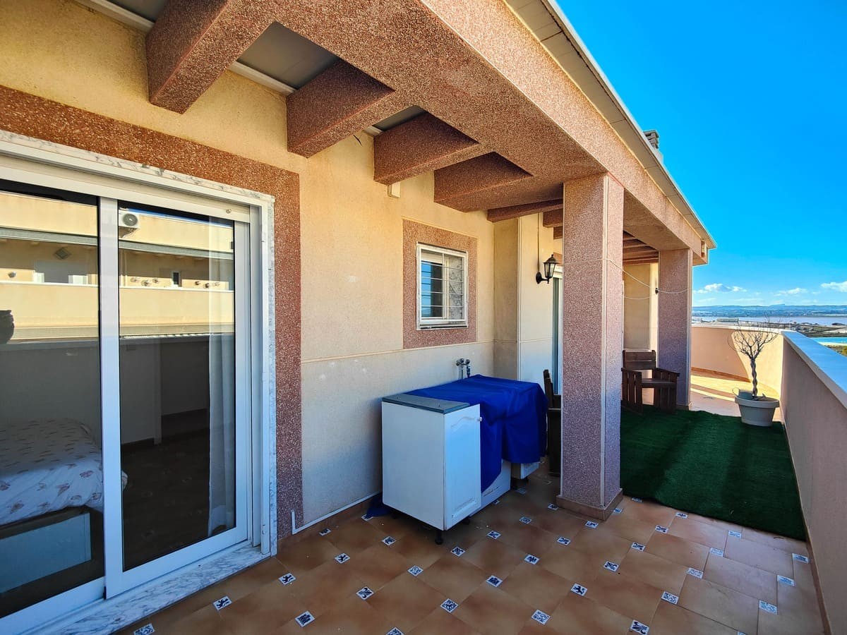 3 Bed, 2 Bath, ApartmentFor Sale, Torrevieja, Alicante