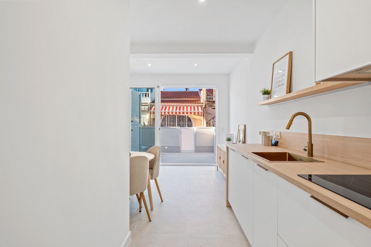 2 Bed, 1 Bath, HouseFor Sale, Torrevieja, Alicante