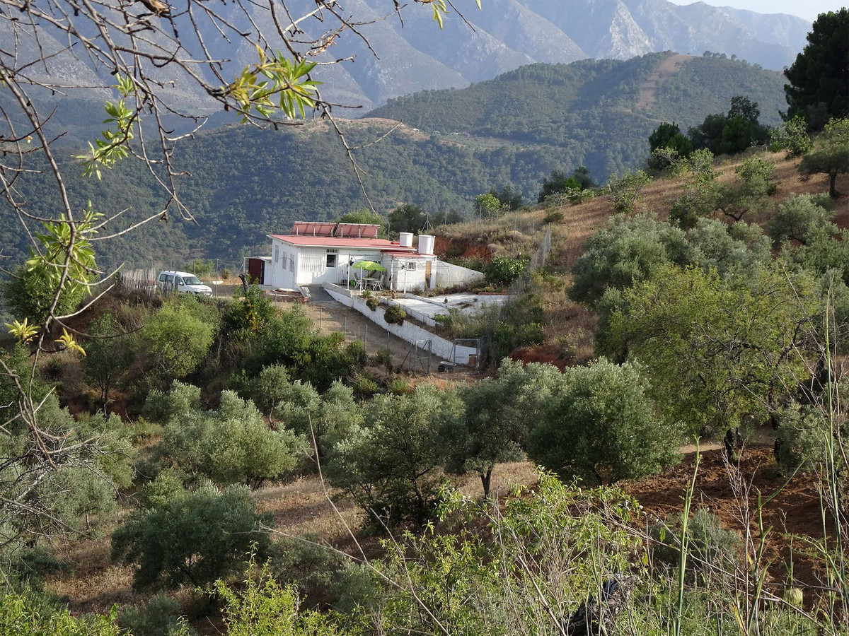 2 Bed, 1 Bath, HouseFor Sale, Monda, Malaga