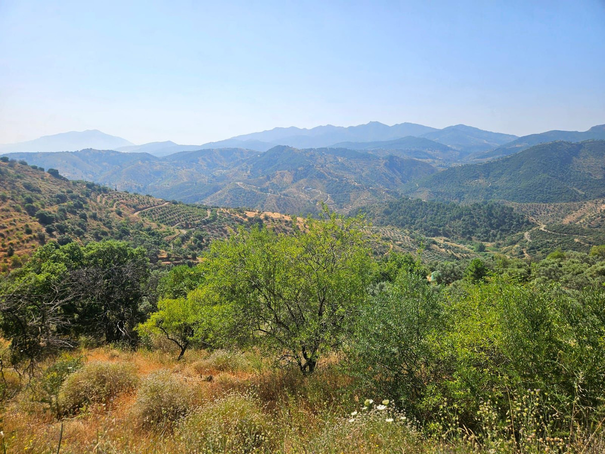 2 Bed, 1 Bath, HouseFor Sale, Monda, Malaga