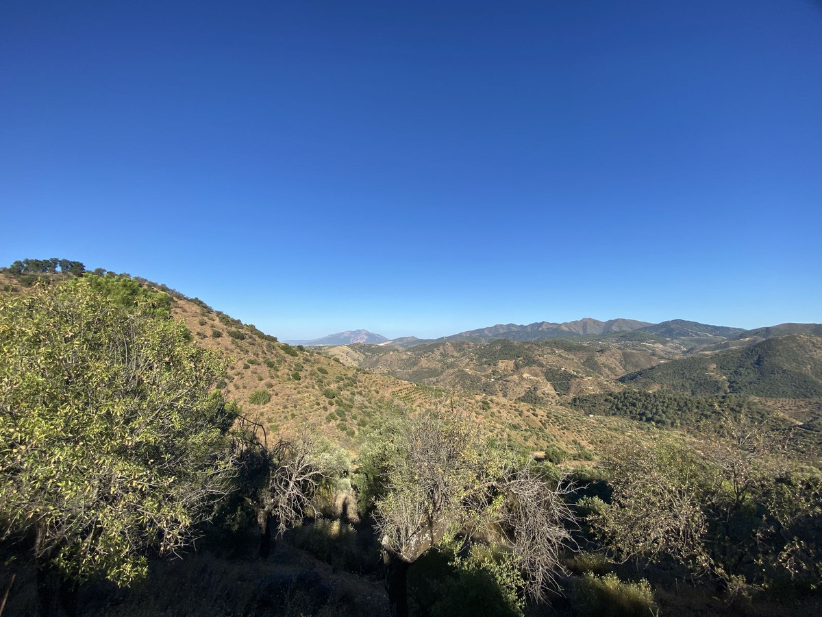 2 Bed, 1 Bath, HouseFor Sale, Monda, Malaga