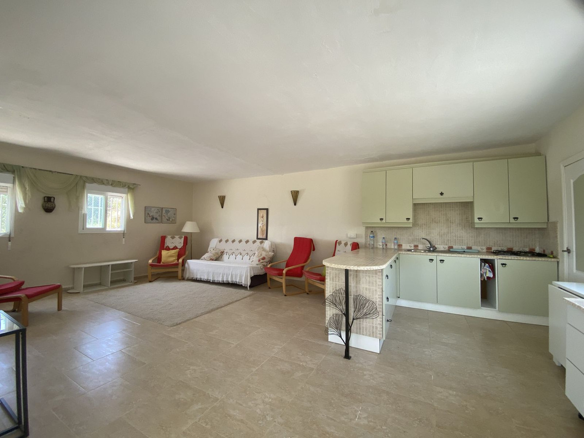 2 Bed, 1 Bath, HouseFor Sale, Monda, Malaga