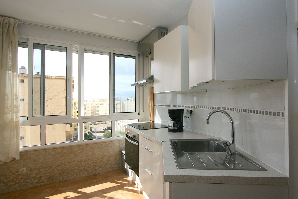1 Bed, 1 Bath, ApartmentFor Sale, Fuengirola, Malaga