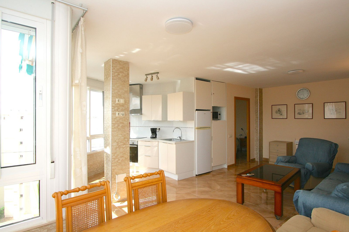 1 Bed, 1 Bath, ApartmentFor Sale, Fuengirola, Malaga