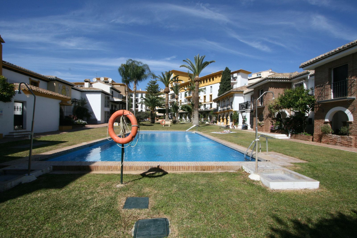 2 Bed, 2 Bath, ApartmentFor Sale, Fuengirola, Malaga
