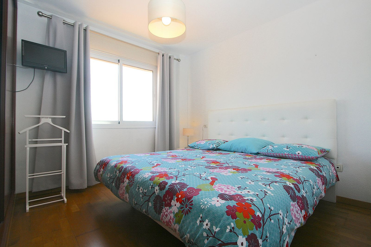 3 Bed, 2 Bath, ApartmentFor Sale, Mijas Costa, Malaga