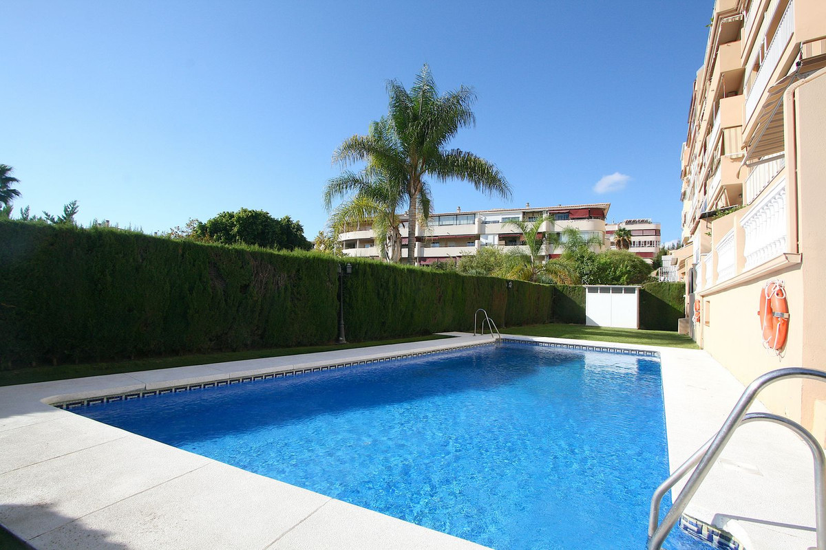 3 Bed, 2 Bath, ApartmentFor Sale, Mijas Costa, Malaga
