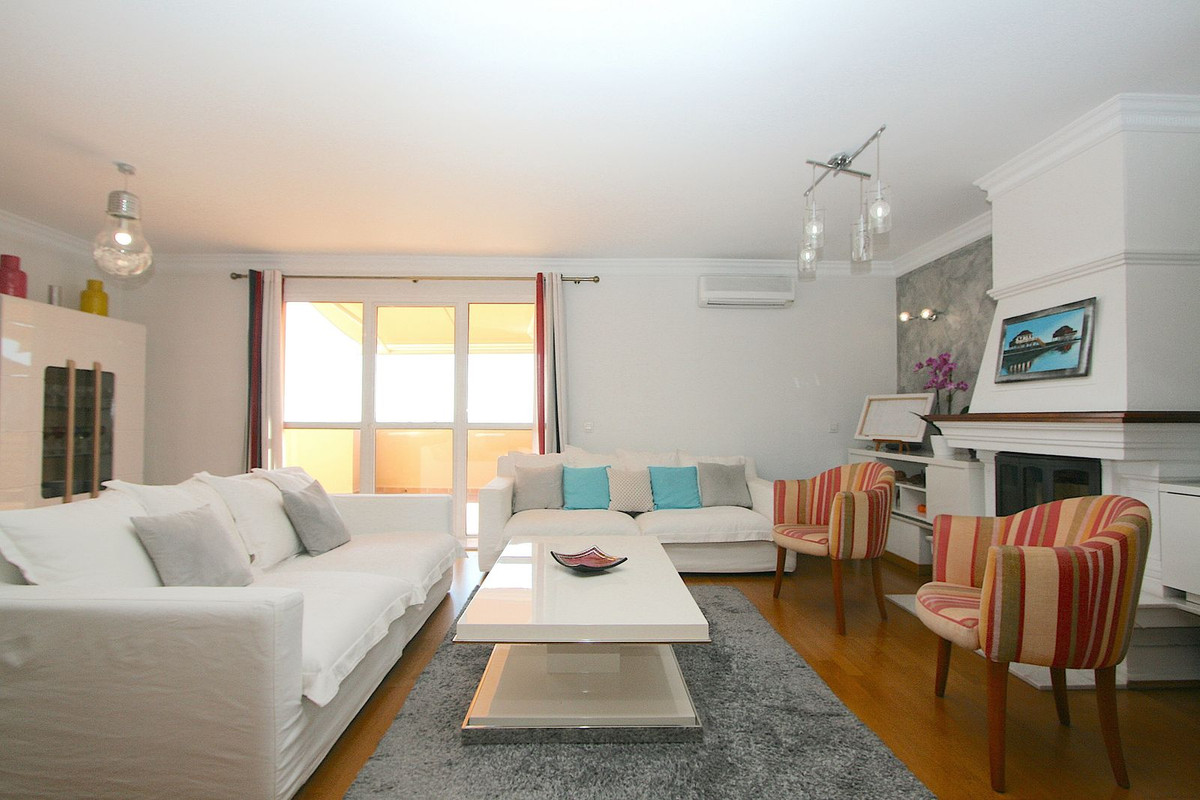 3 Bed, 2 Bath, ApartmentFor Sale, Mijas Costa, Malaga