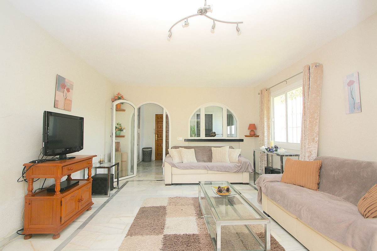 2 Bed, 2 Bath, HouseFor Sale, Cerros del Aguila, Malaga