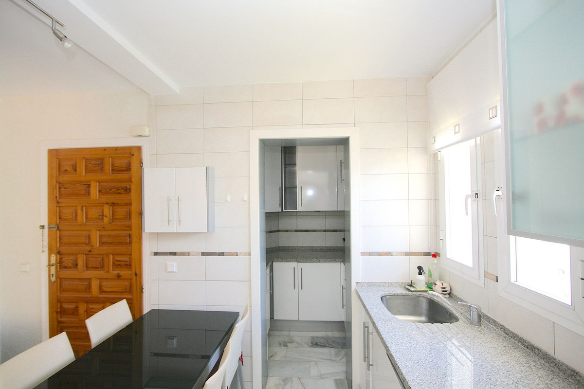 2 Bed, 2 Bath, HouseFor Sale, Cerros del Aguila, Malaga
