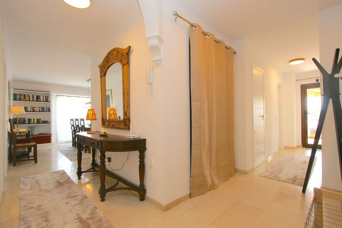 4 Bed, 2 Bath, ApartmentFor Sale, Fuengirola, Malaga