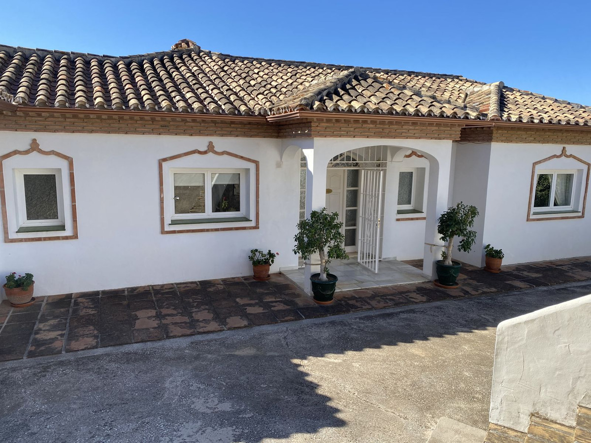 4 Bed, 3 Bath, HouseFor Sale, Mijas, Malaga