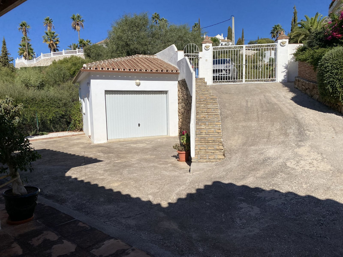 4 Bed, 3 Bath, HouseFor Sale, Mijas, Malaga