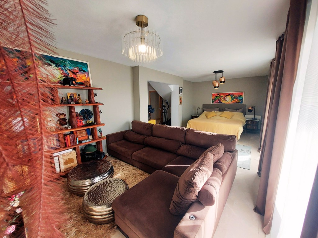 5 Bed, 4 Bath, HouseFor Sale, La Nucia, Alicante