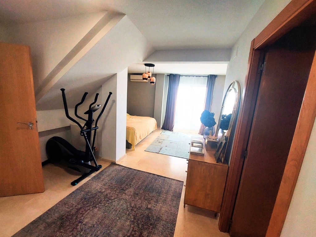 5 Bed, 4 Bath, HouseFor Sale, La Nucia, Alicante