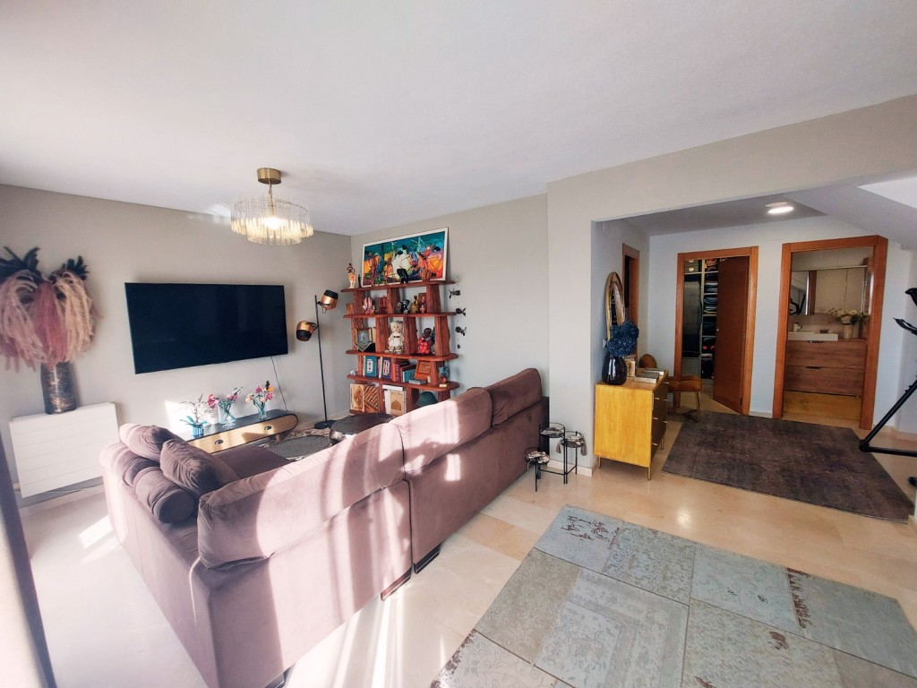 5 Bed, 4 Bath, HouseFor Sale, La Nucia, Alicante