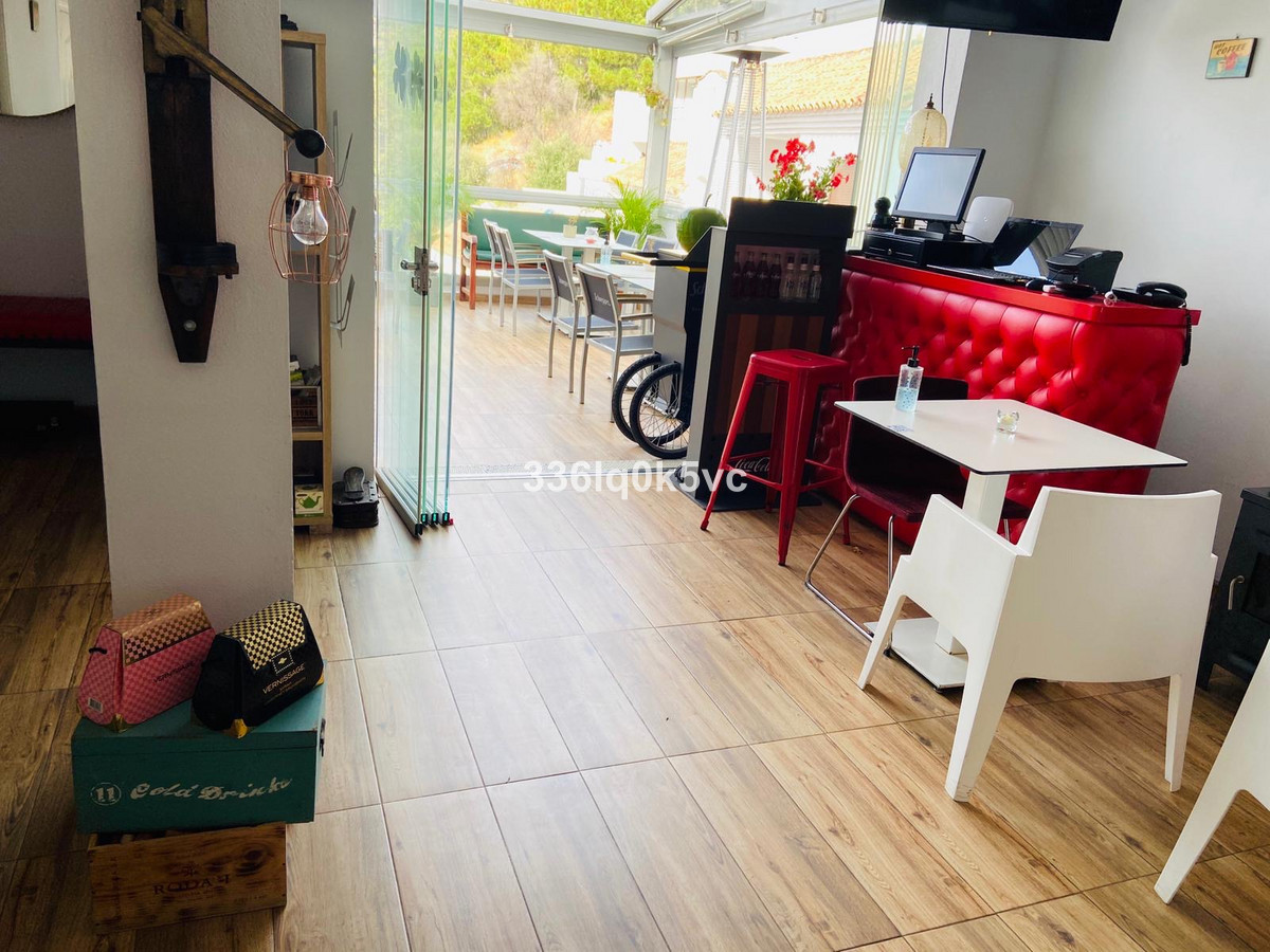 Commercial Property, For Sale