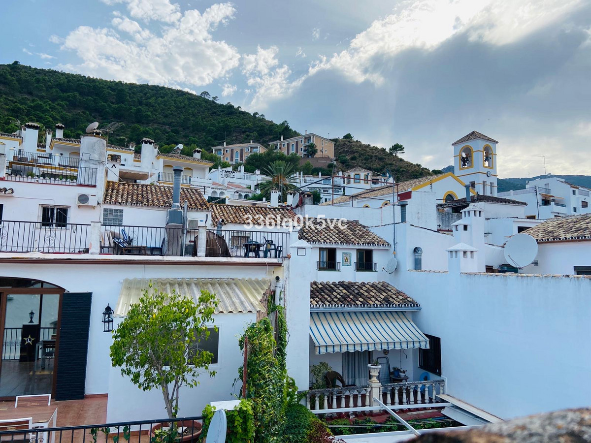 Commercial Property, For Sale