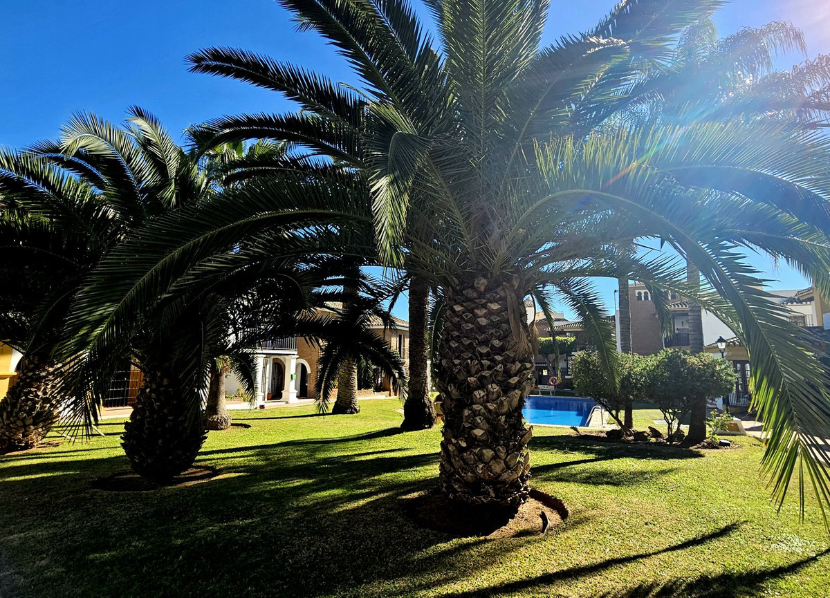 2 Bed, 2 Bath, ApartmentFor Sale, Fuengirola, Malaga