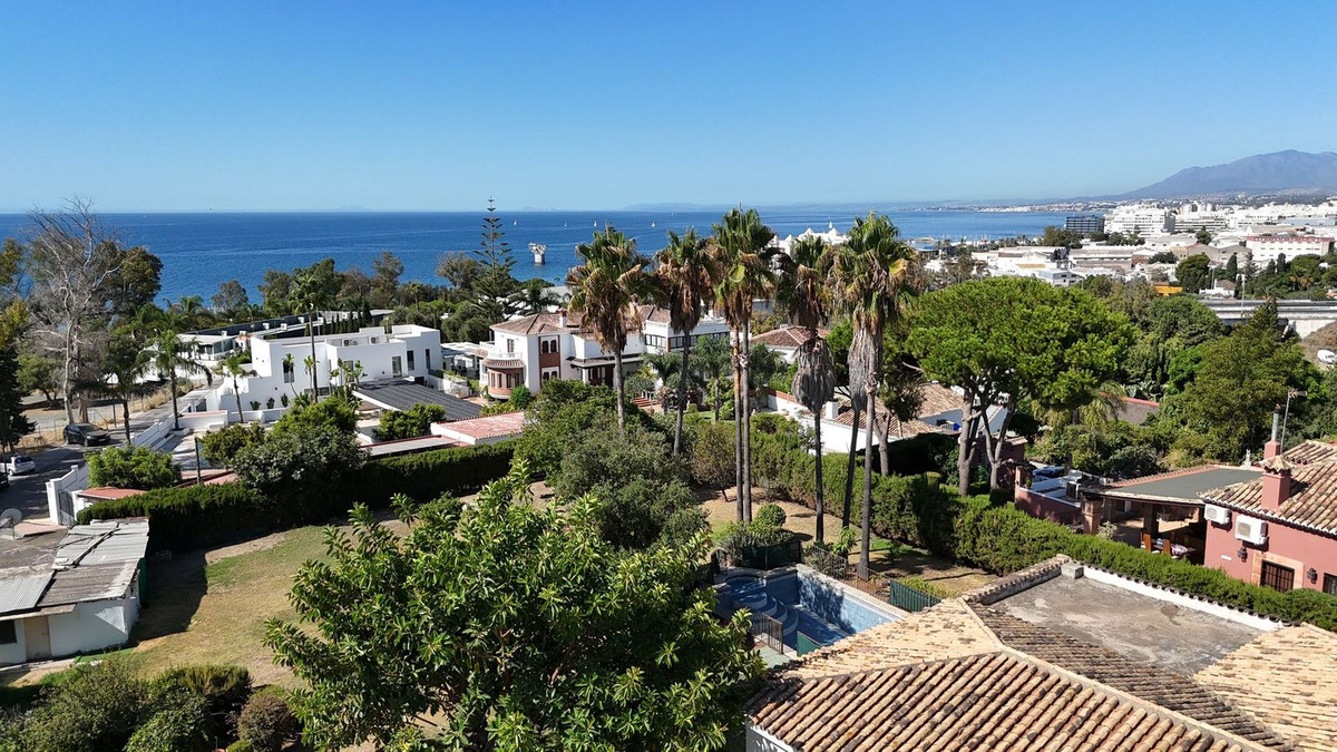 4 Bed, 3 Bath, HouseFor Sale, Marbella, Malaga