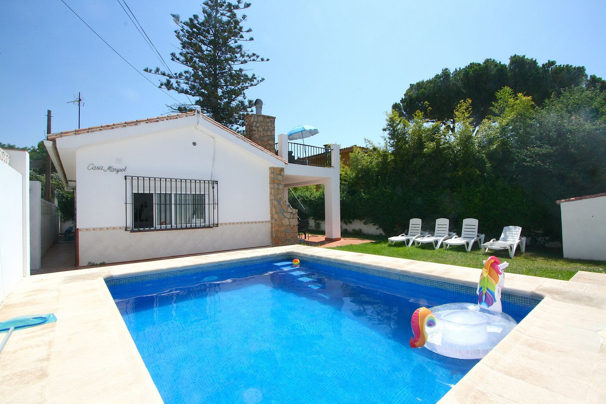 3 Bed, 1 Bath, HouseFor Sale, Fuengirola, Malaga