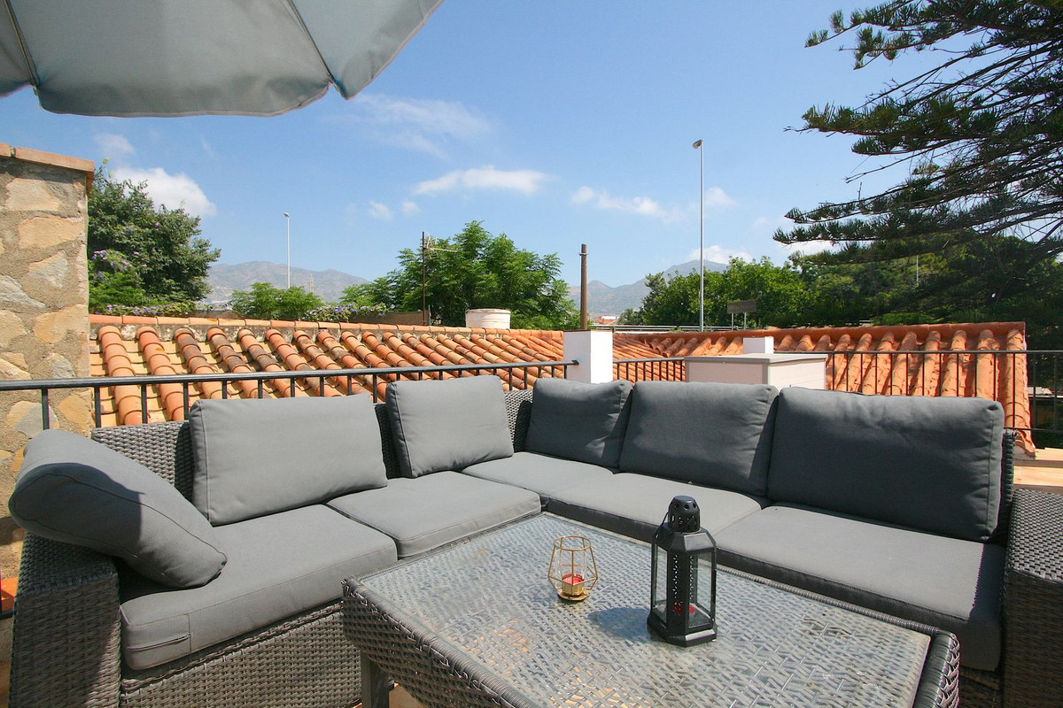 3 Bed, 1 Bath, HouseFor Sale, Fuengirola, Malaga
