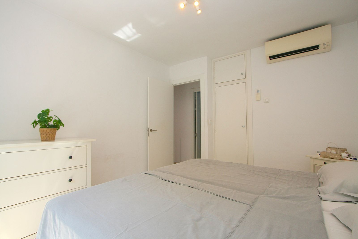 3 Bed, 1 Bath, HouseFor Sale, Fuengirola, Malaga