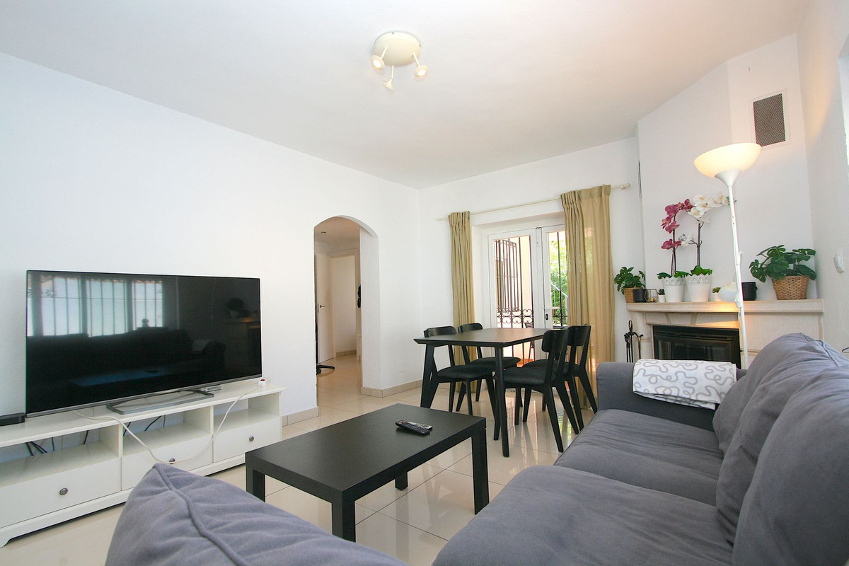 3 Bed, 1 Bath, HouseFor Sale, Fuengirola, Malaga