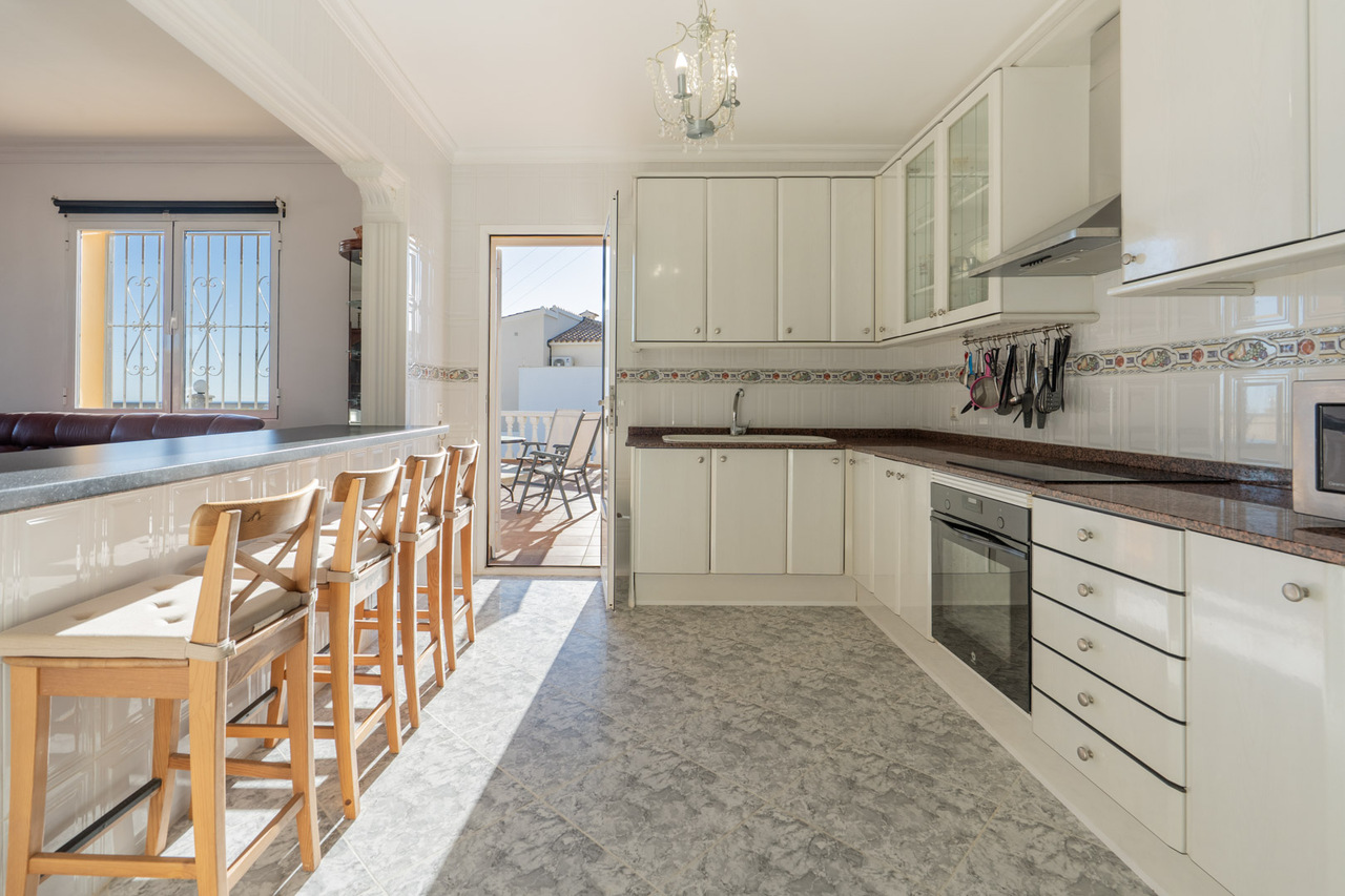 4 Bed, 4 Bath, HouseFor Sale, Calpe, Alicante