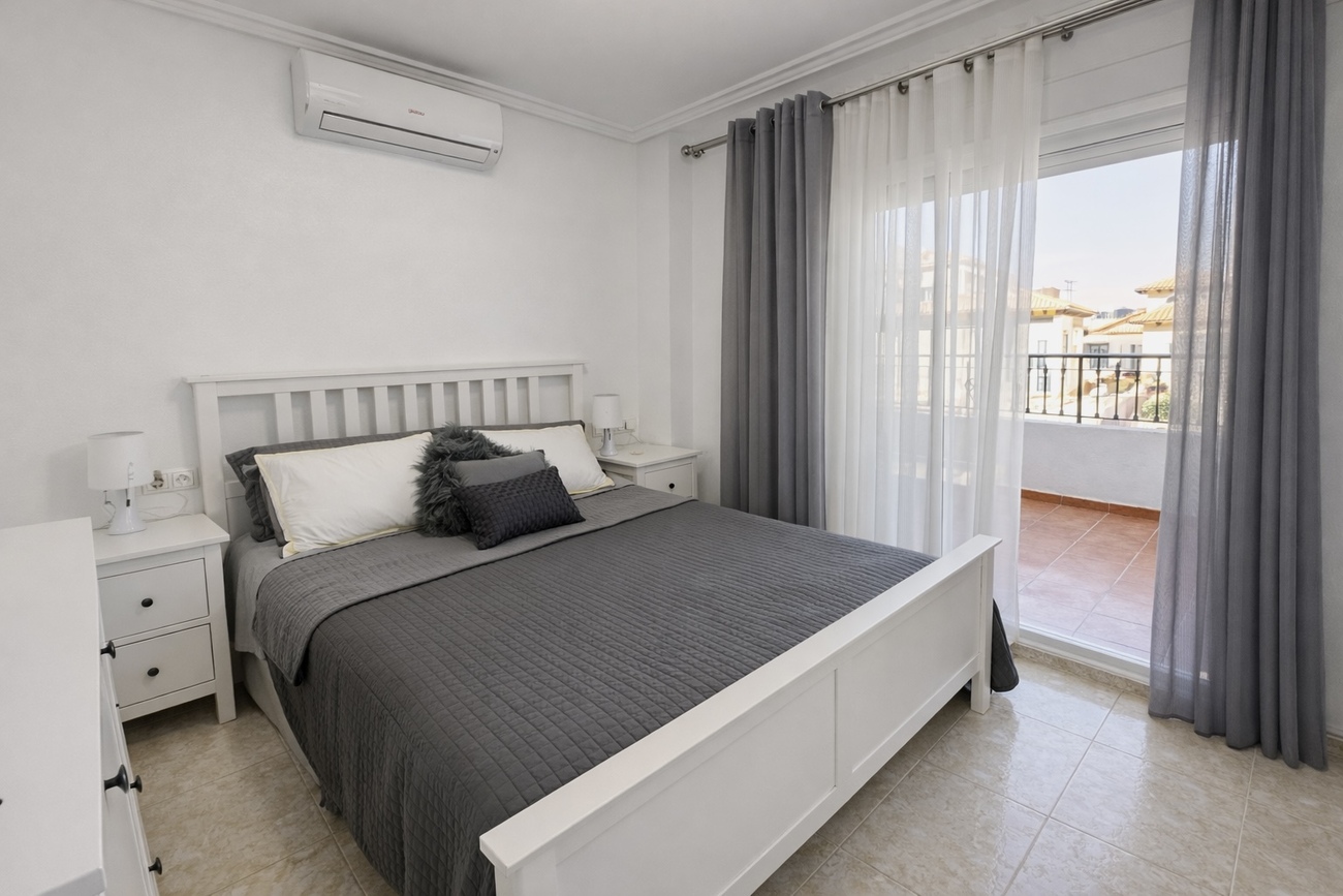 2 Bed, 1 Bath, HouseFor Sale, Orihuela Costa, Alicante
