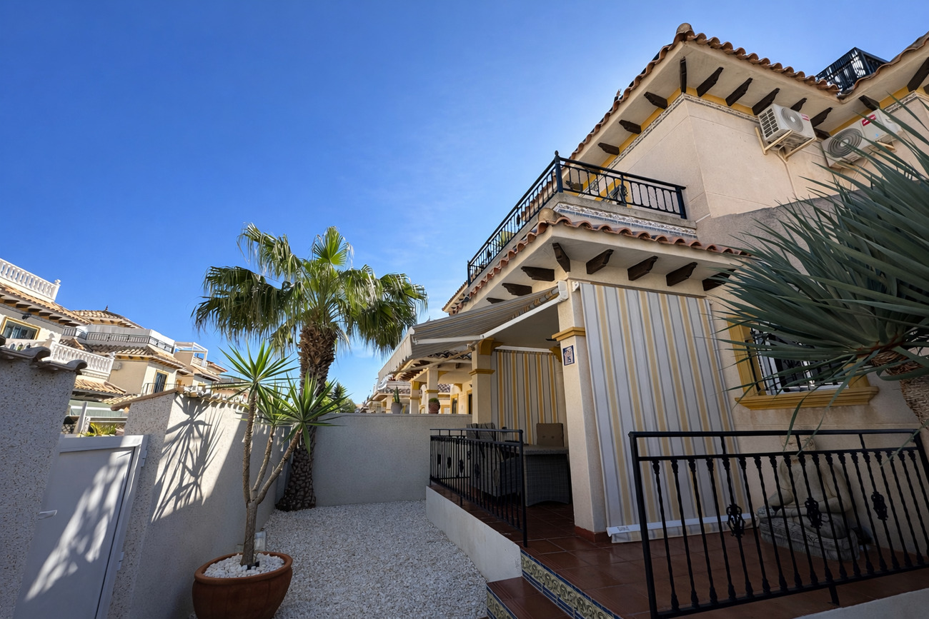 2 Bed, 1 Bath, HouseFor Sale, Orihuela Costa, Alicante
